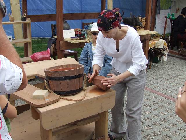 Średniowieczna ceramika